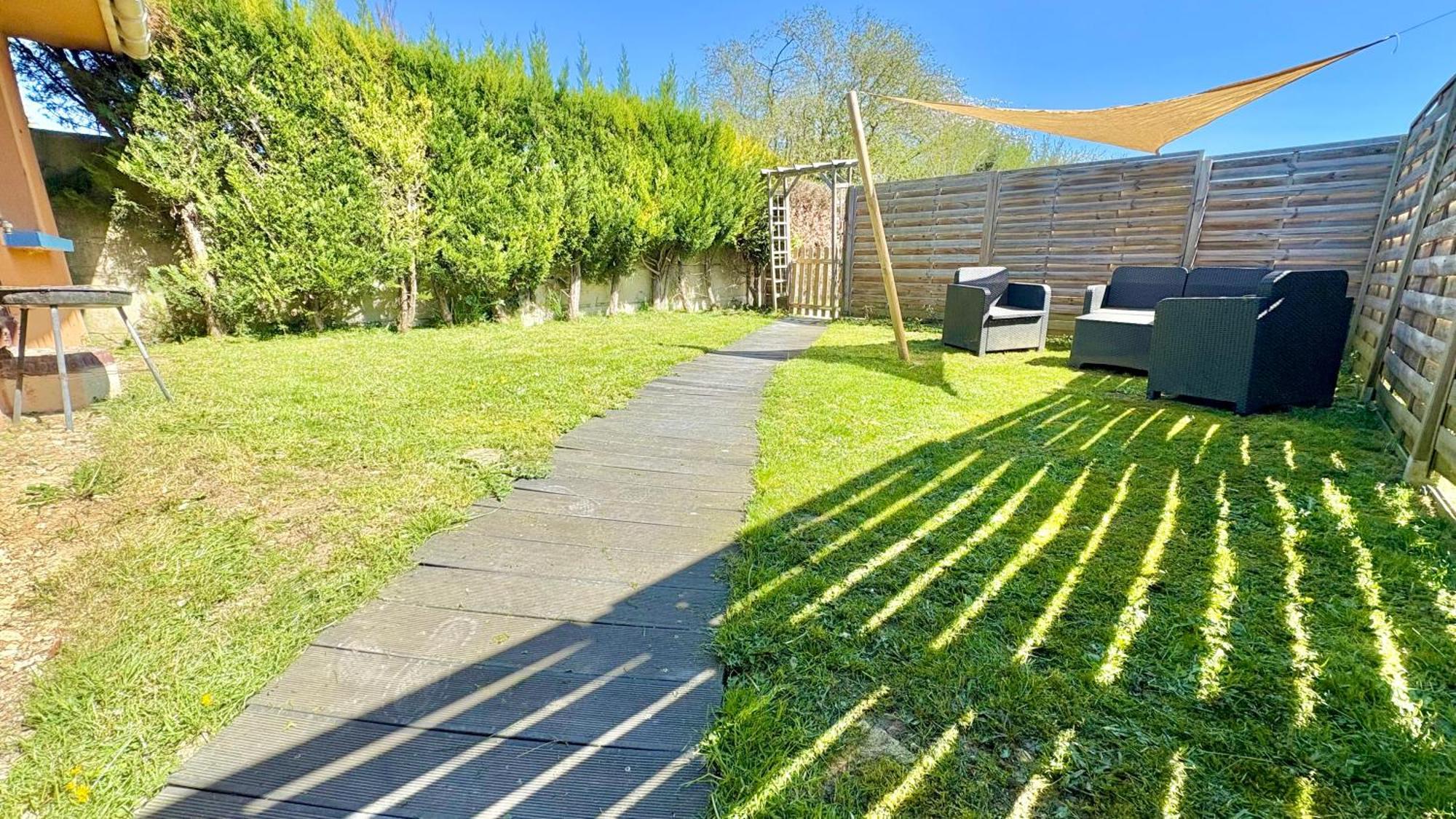 Secret Garden Parking Hyper Centre & Calme Apartamento Claye-Souilly Exterior foto